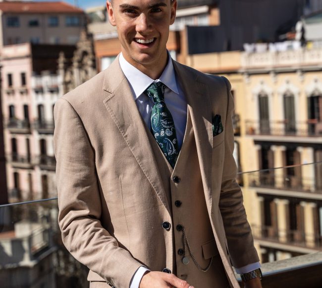 Amalfi - Beige suit